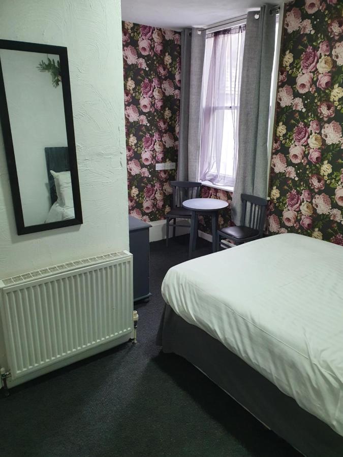 Balkan Hotel Blackpool Ngoại thất bức ảnh