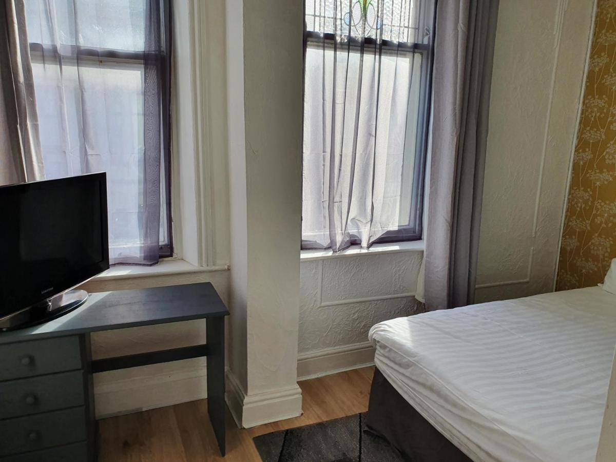 Balkan Hotel Blackpool Ngoại thất bức ảnh
