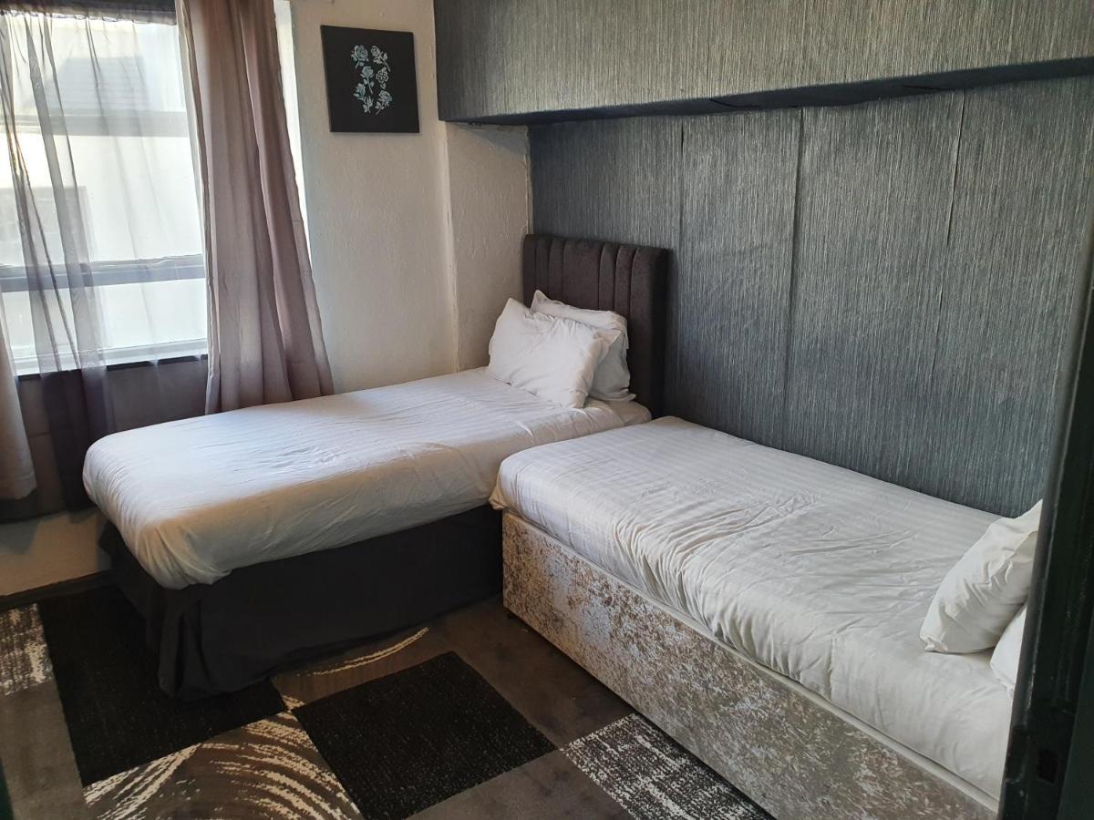 Balkan Hotel Blackpool Ngoại thất bức ảnh