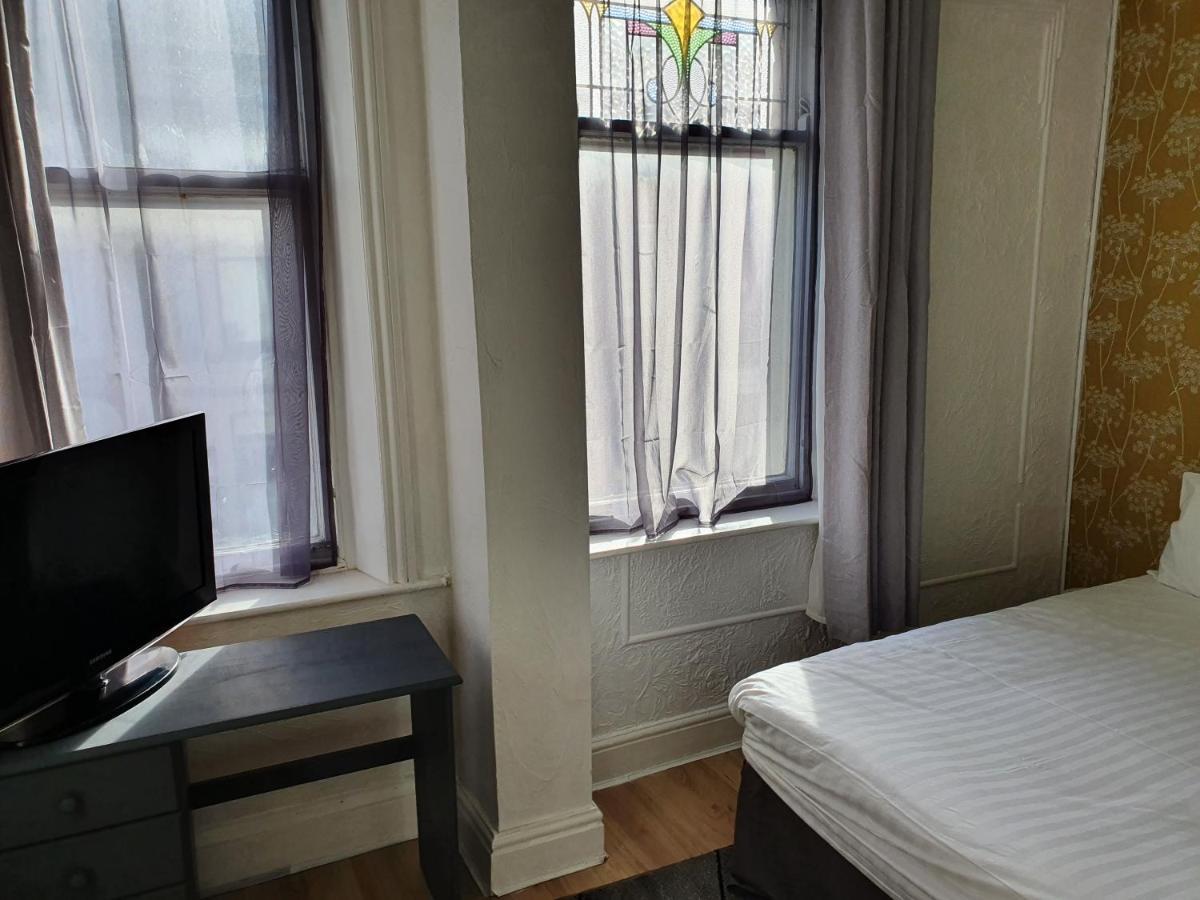 Balkan Hotel Blackpool Ngoại thất bức ảnh