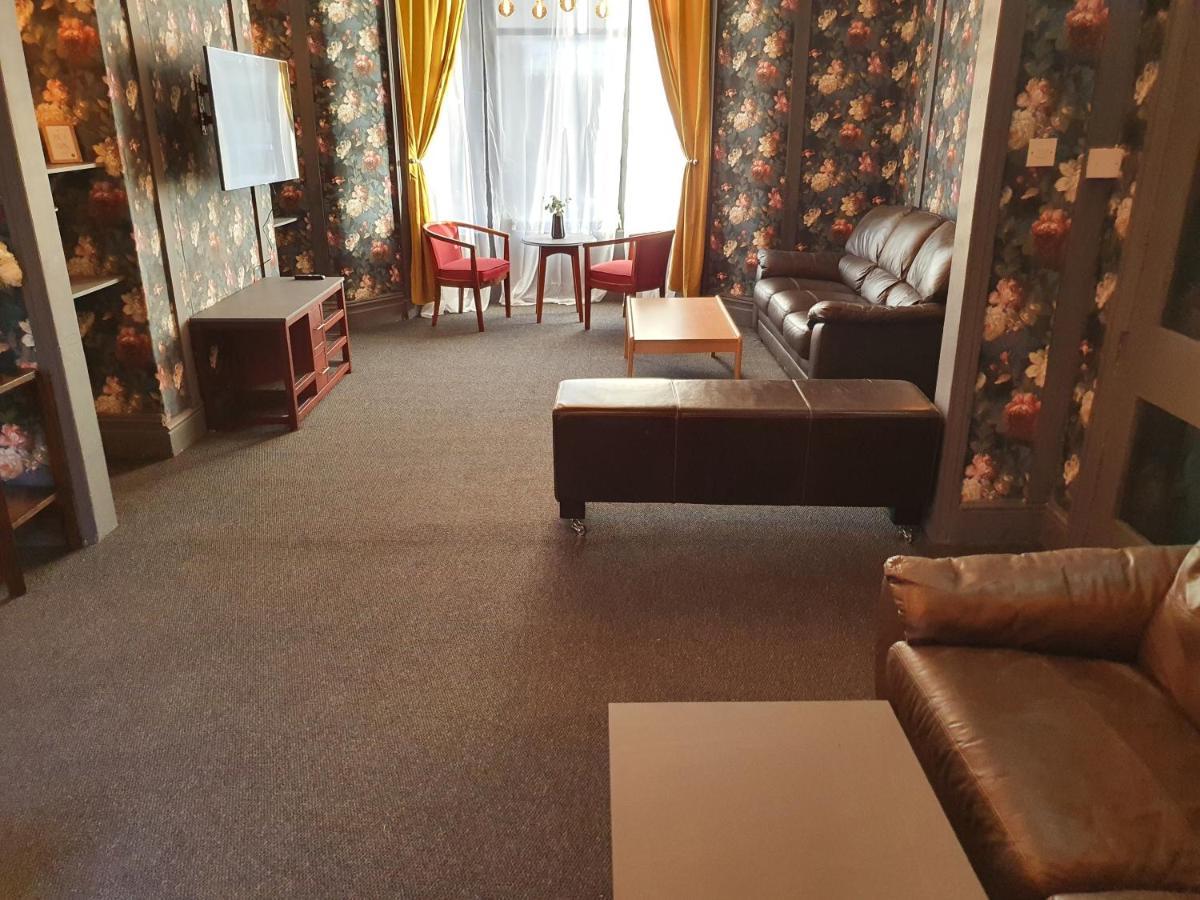 Balkan Hotel Blackpool Ngoại thất bức ảnh