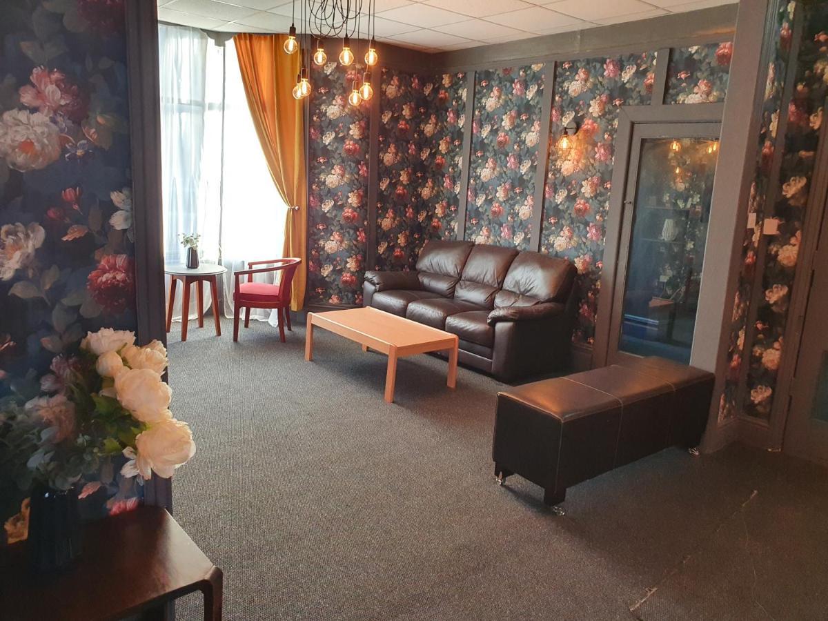Balkan Hotel Blackpool Ngoại thất bức ảnh